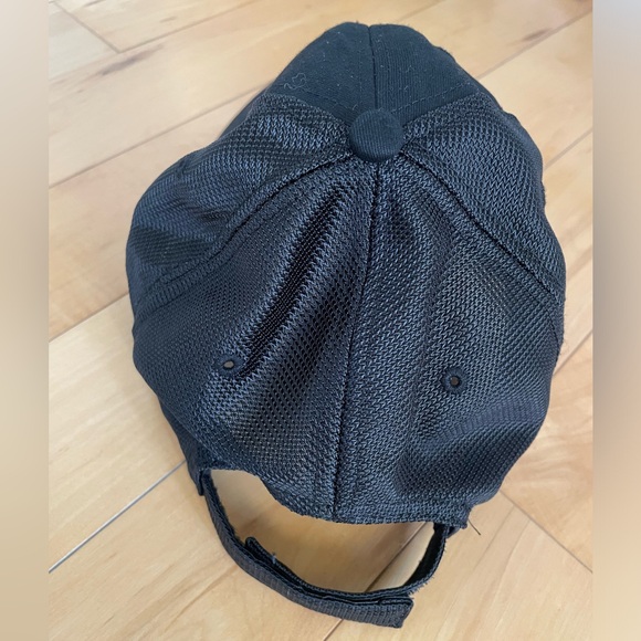 Land Rover - Jaguar Cap 🧢 - Picture 2 of 6